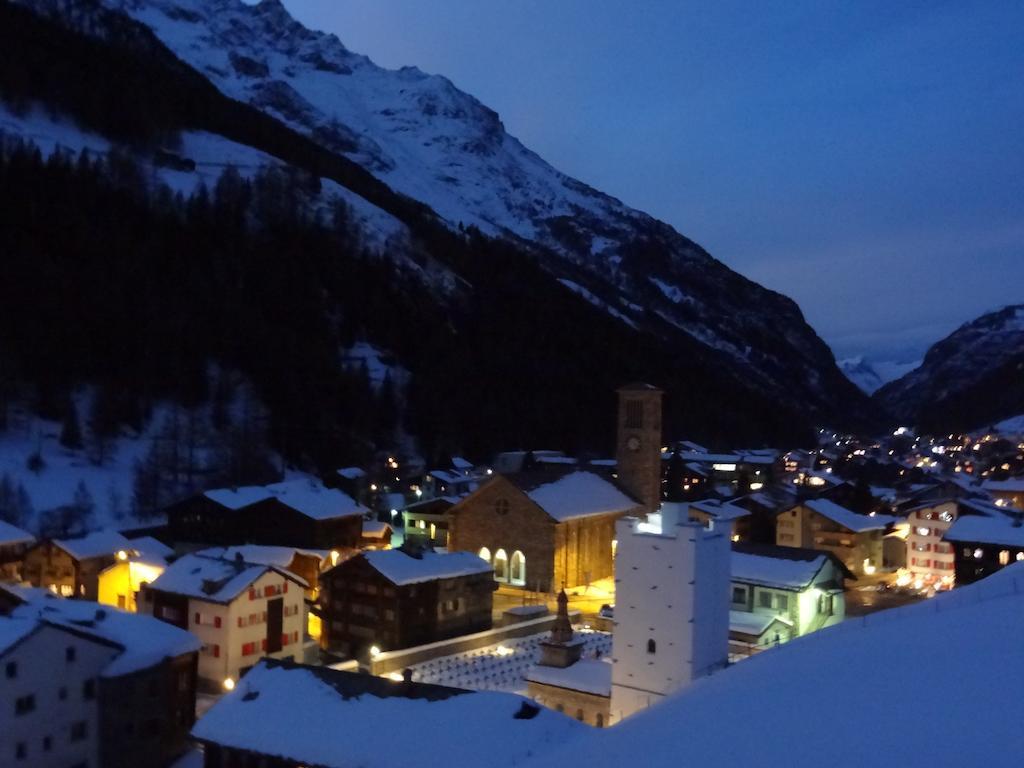 Monte Rosa Apartment ซาส-กรุนด์ ภายนอก รูปภาพ