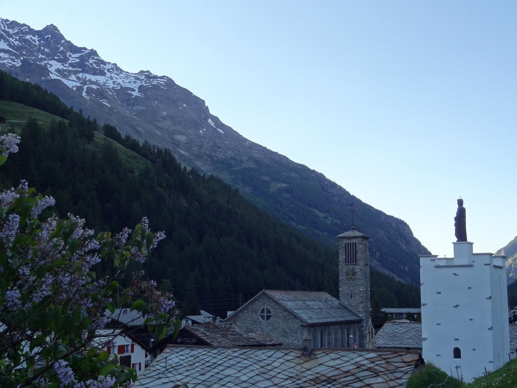 Monte Rosa Apartment ซาส-กรุนด์ ภายนอก รูปภาพ