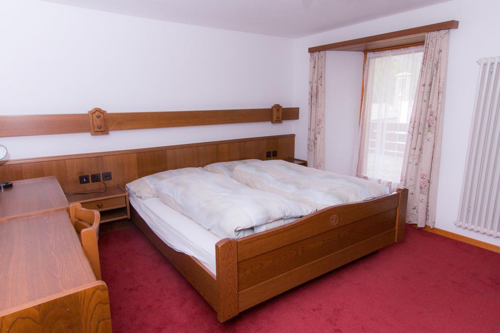 Monte Rosa Apartment ซาส-กรุนด์ ภายนอก รูปภาพ